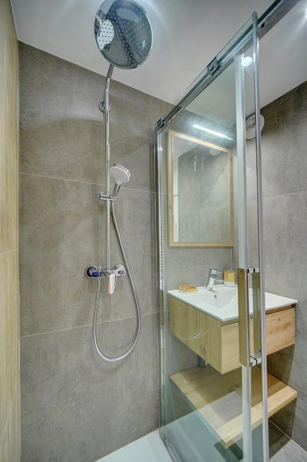 Appartamento Immogroom - Sea View- Pool- Parking- Garden *